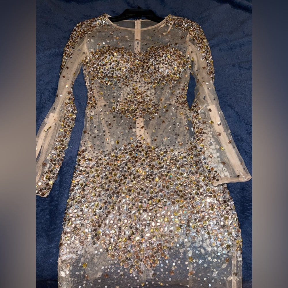 Made by Private Stylist.